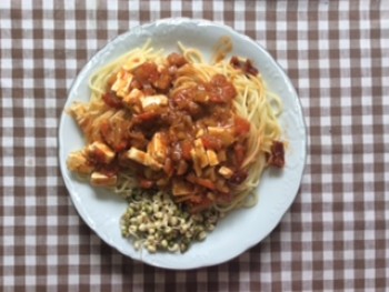 spagety-s-omackou-s-tofu.jpg